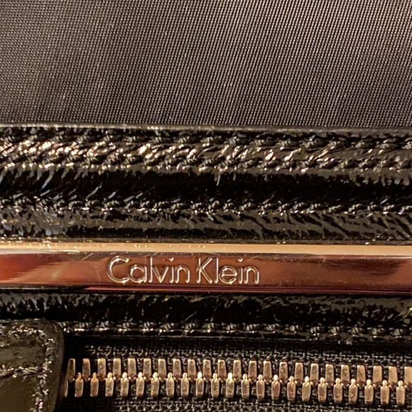 Small calvin klein Purse fabric and leather - Picture 3 of 6